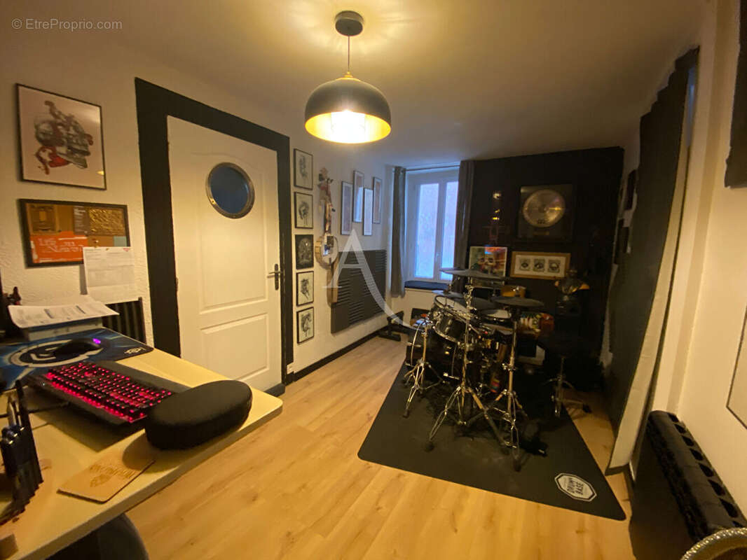 Maison à SAINTE-FLAIVE-DES-LOUPS