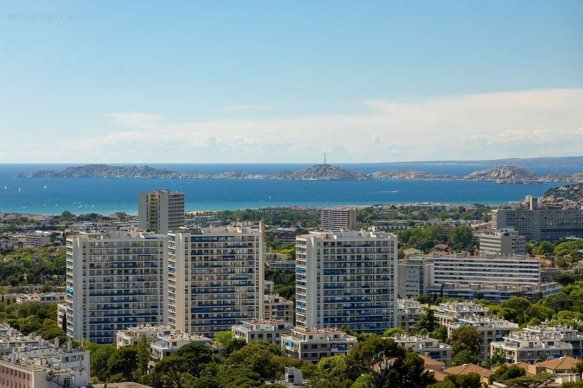 ***marseille 9eme…residence la rouviere…grand t3 traversant…possibilite de recreer une 3eme chambre…etage eleve…vue panoramique* - photo 8