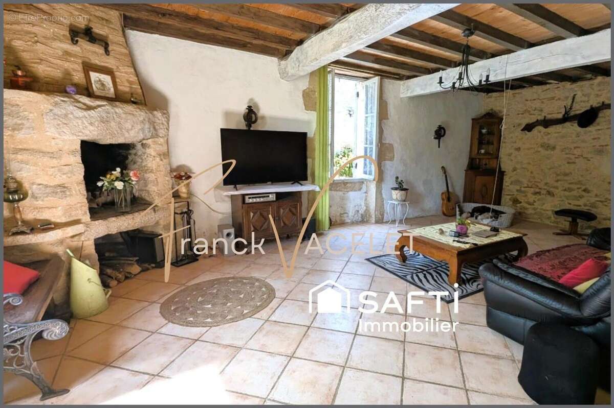 Maison 360 m² à Pondaurat  - photo 4