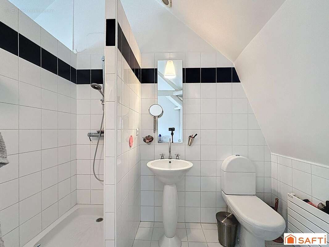 Photo 8 - Maison à VILLENEUVE-SUR-YONNE