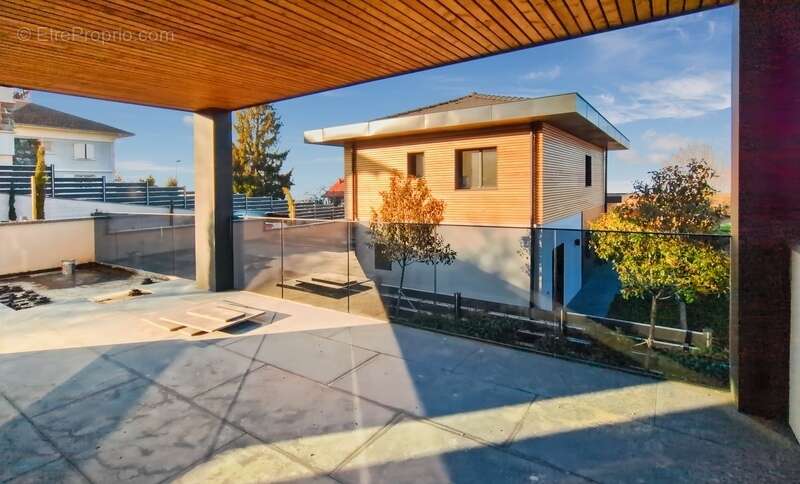 Appartement à NEUVECELLE