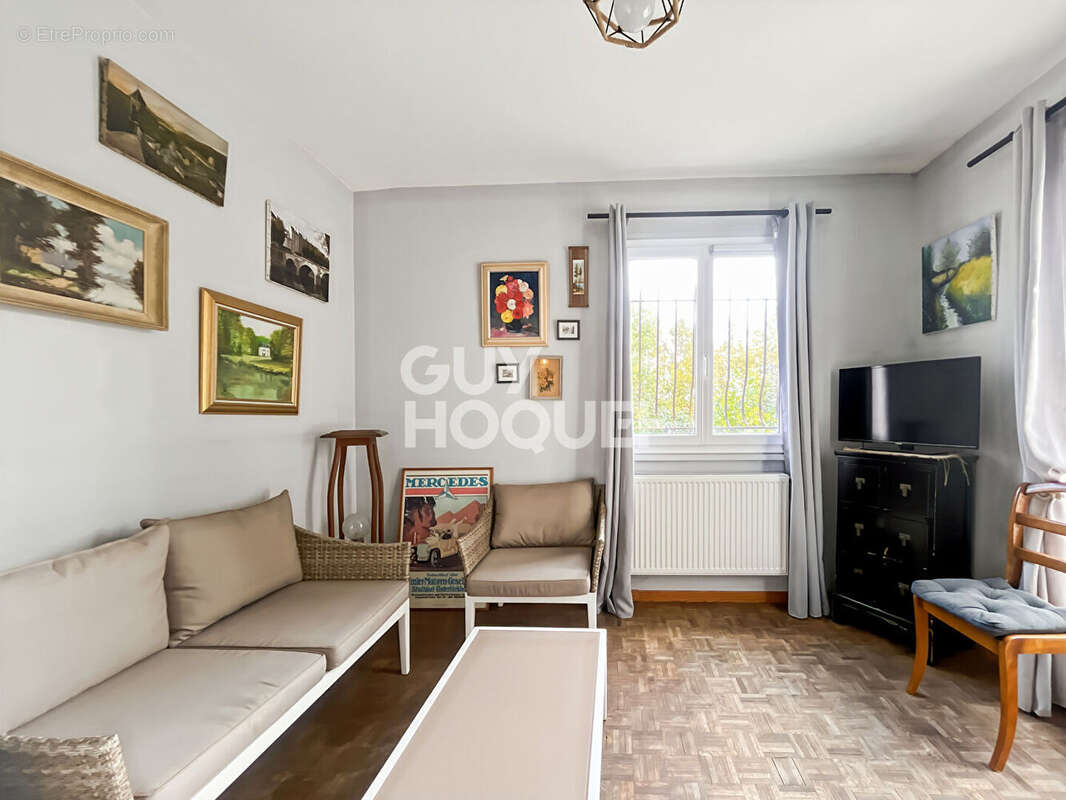 Maison à FONTENAY-TRESIGNY