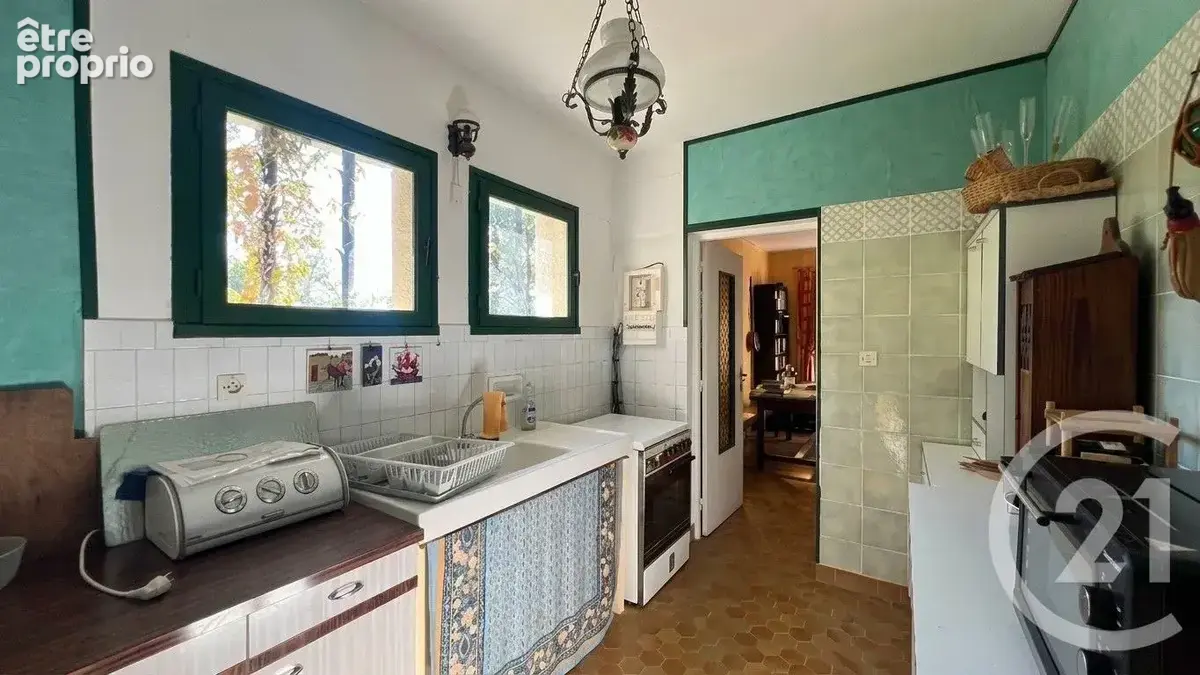Maison 7 pièces 196 m² à vendre à Saint-Quentin-La-Poterie (30700) - photo 8