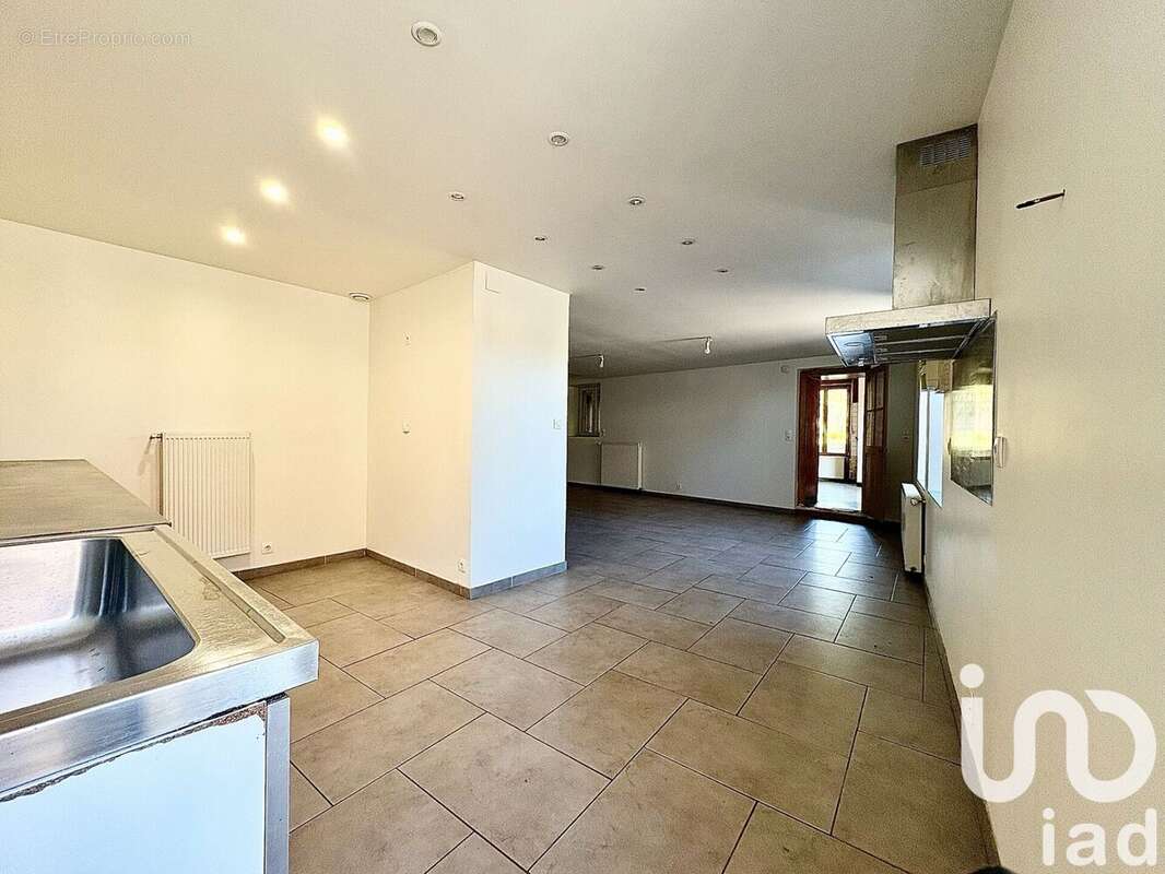 Photo 8 - Maison à DOULEVANT-LE-CHATEAU