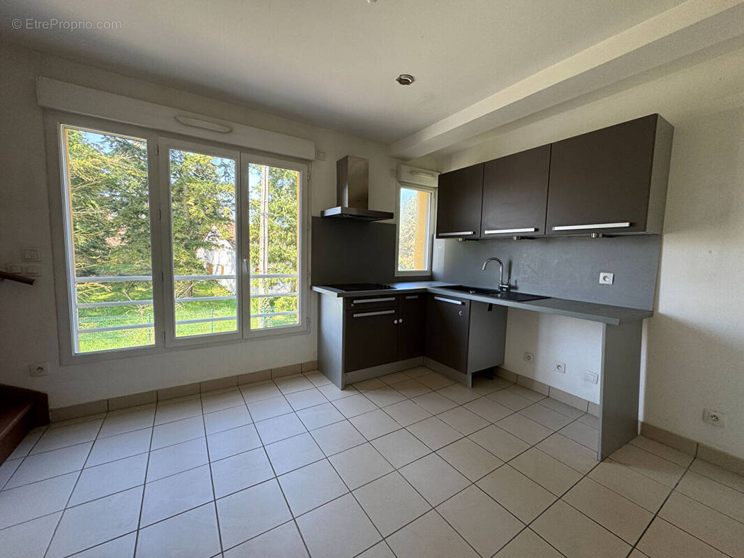 Appartement à MERE