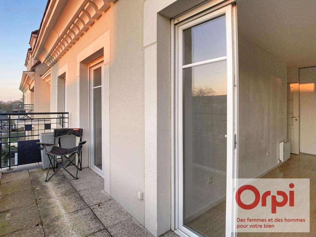 Appartement à LE PLESSIS-ROBINSON