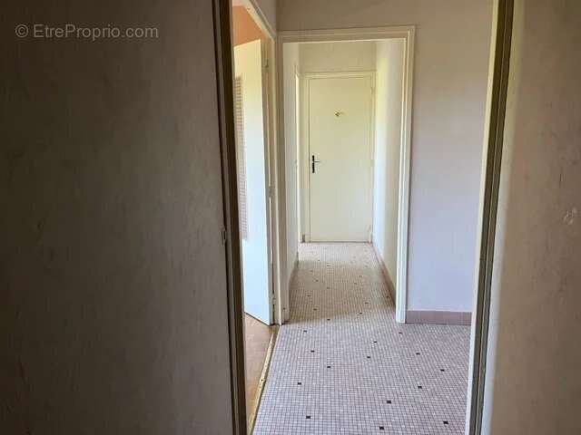 Appartement F2 quartier Victor Hugo - photo 7