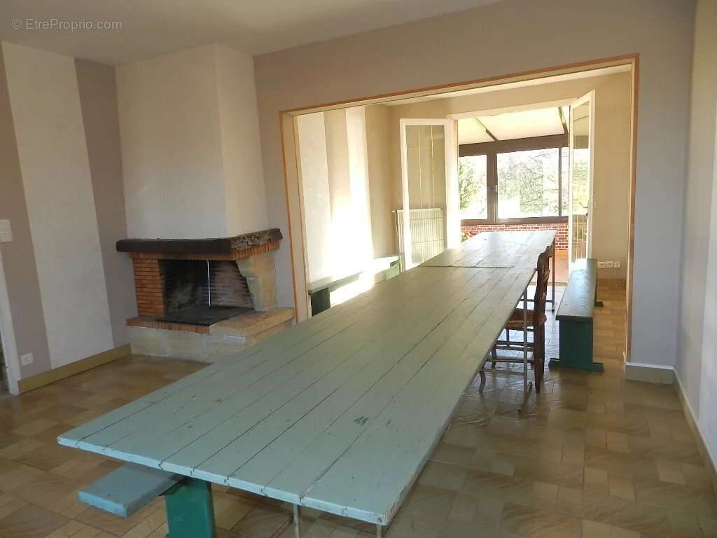 Maison à SAINT-PIERRE-SUR-DIVES