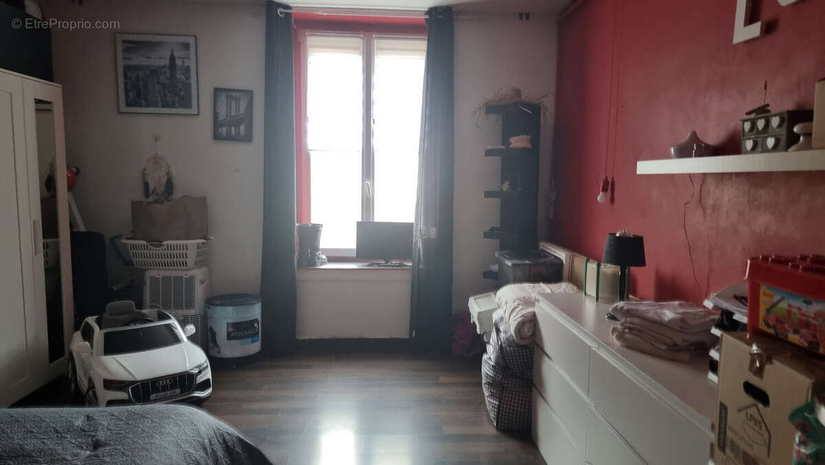Maison à TOUTENANT