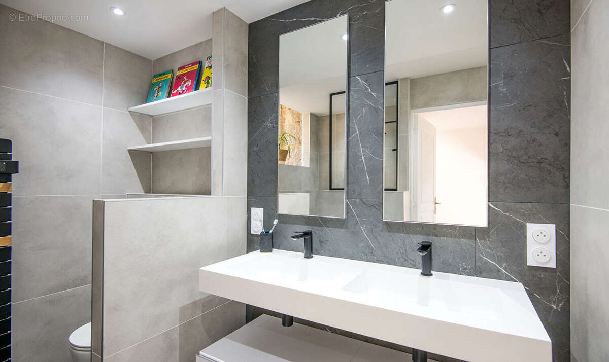 Maison à BERTHOLENE