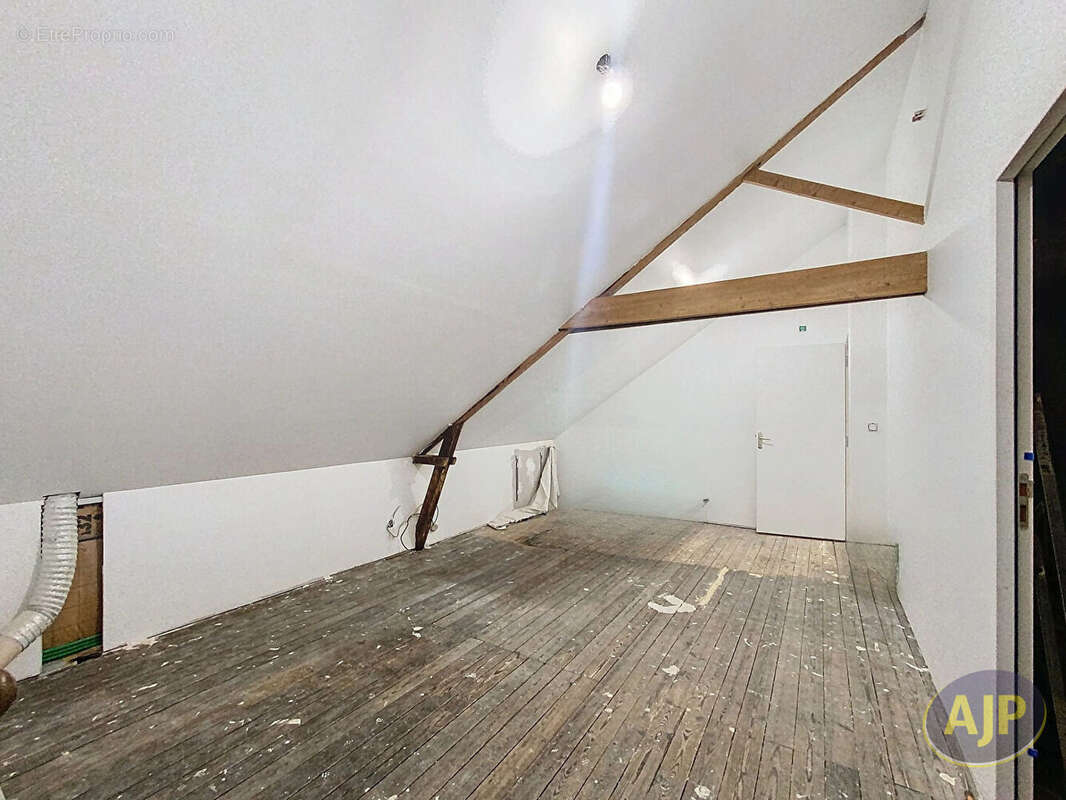 Maison à LES TOUCHES