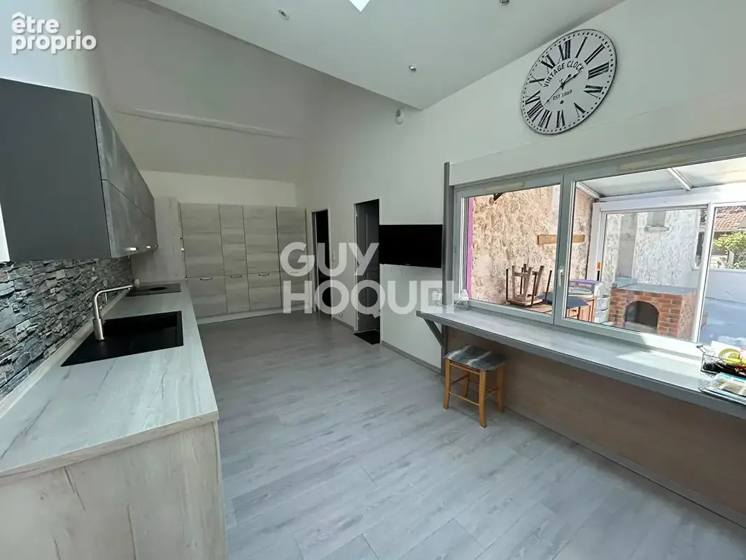 Maison 190 m² à Les Ageux  - photo 2