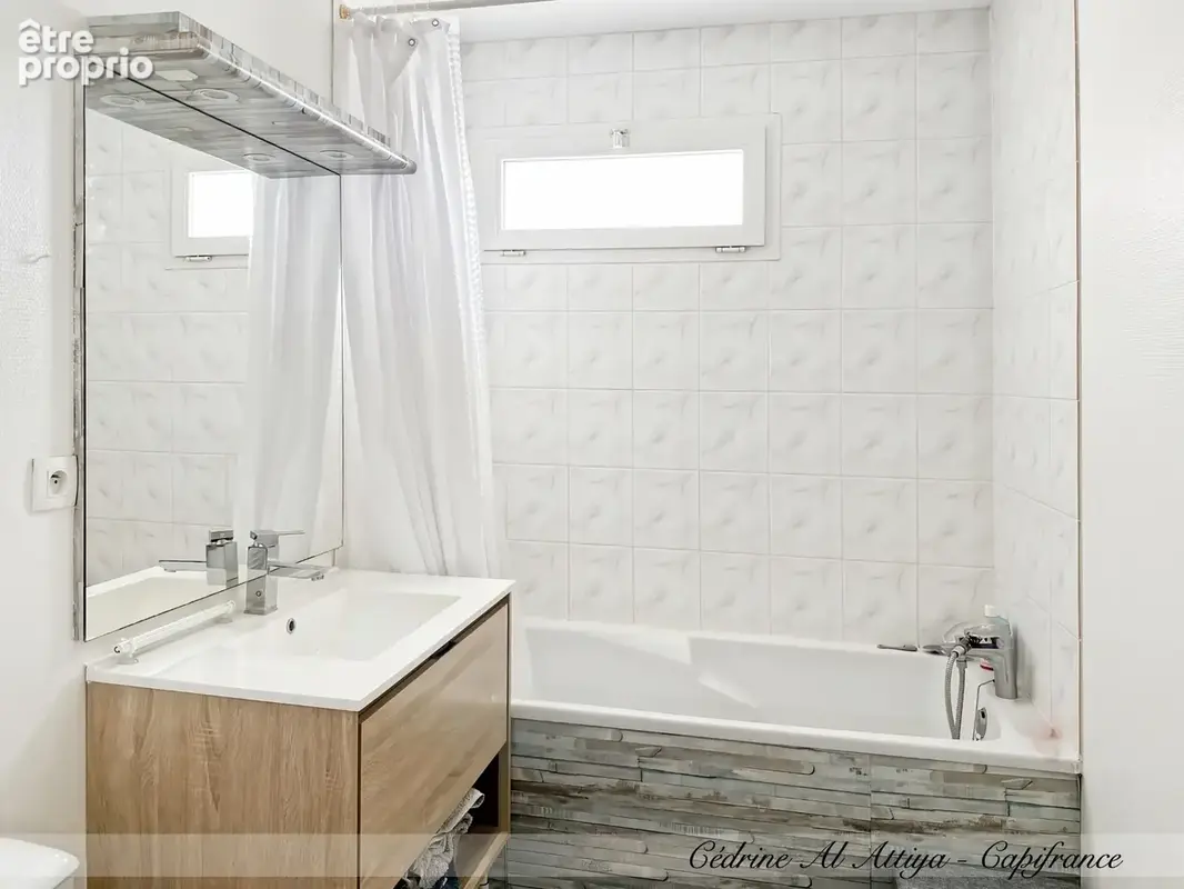 LA ROCHELLE, quartier des Minimes, Appartement à vendre 2 pièces 42m2 dernier étage, ascenseur - photo 9