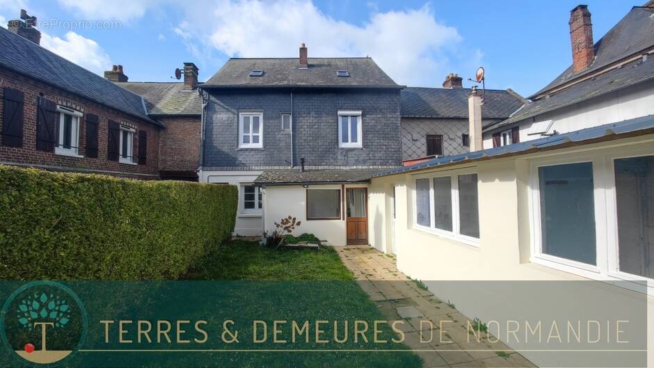 Maison à LONGUEVILLE-SUR-SCIE