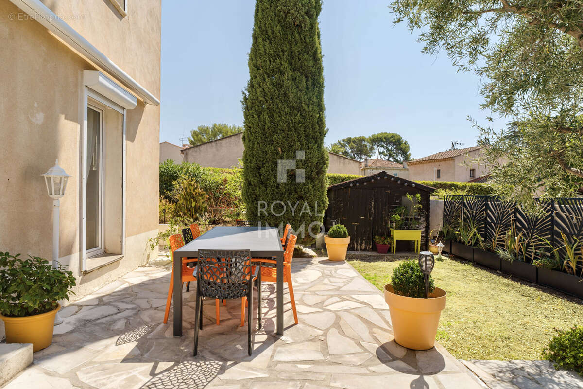 Maison T5 - 110m2 - piscine - photo 4
