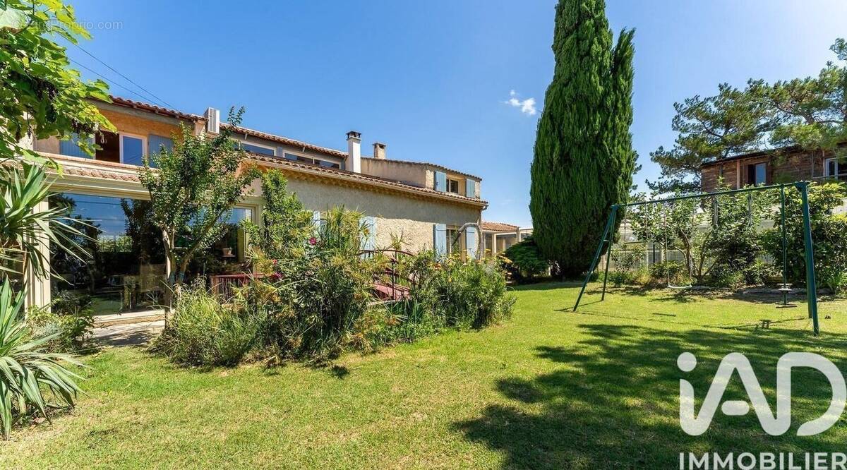 Photo 1 - Maison à BEDARRIDES