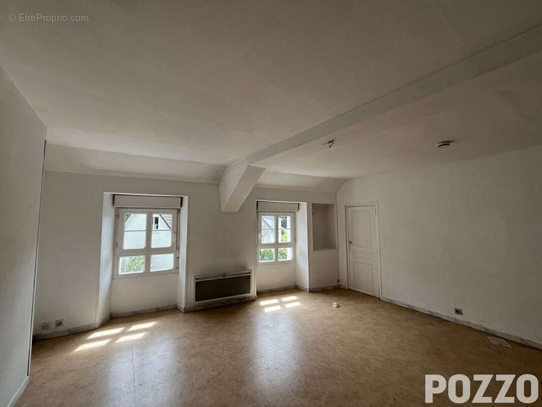 proche centre ville de Saint-Lô ensemble immobilier composé de 3 logements - photo 3