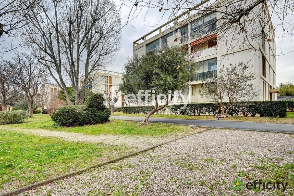 Appartement à MARSEILLE-8E