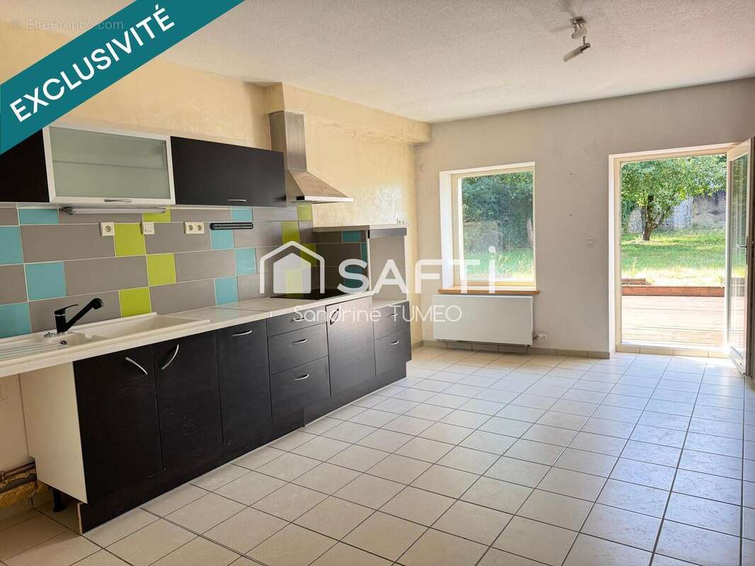 Maison 150 m² à Poligny  - photo 6