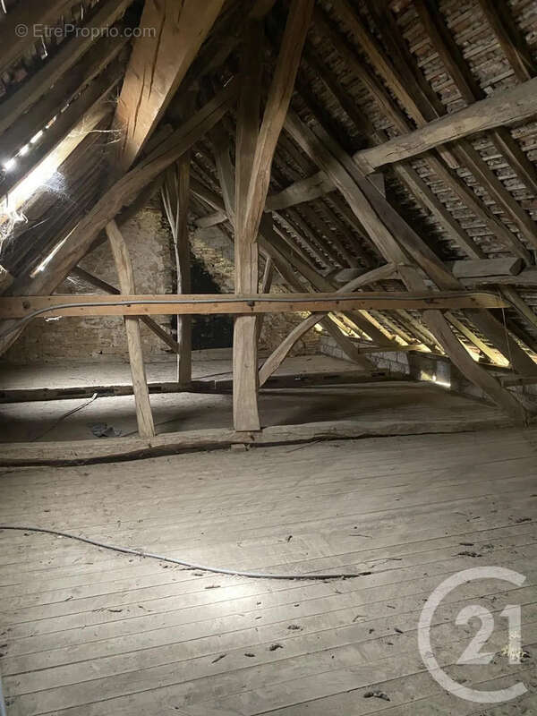 Maison 5 pièces 86 m² à vendre à Savigny-En-Revermont (71580) - photo 11