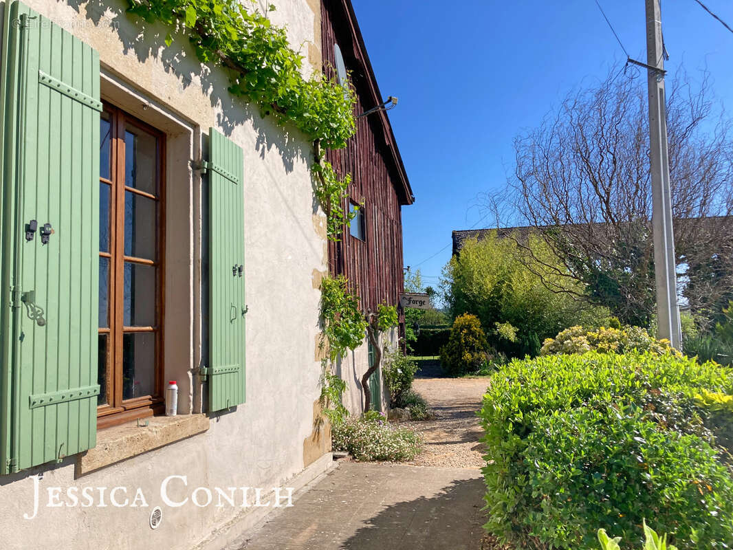 Maison à BOURDELLES