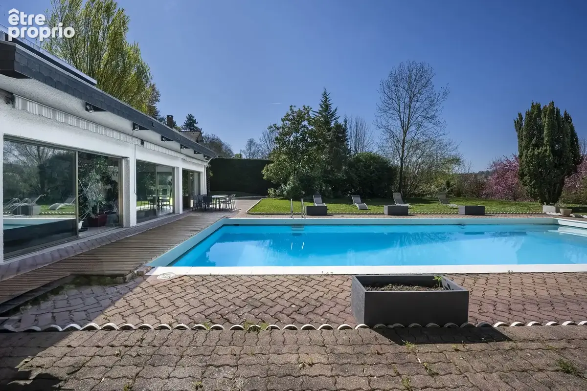 Bougival (78) - Maison de prestige avec piscine - photo 9