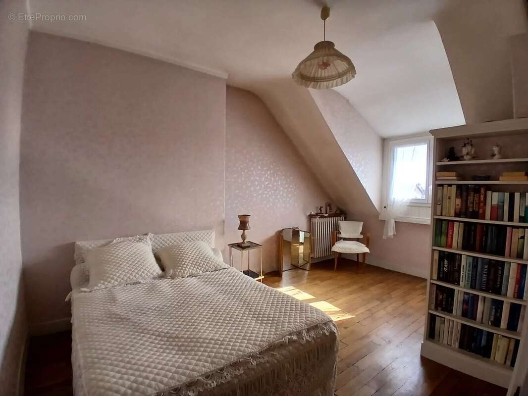 Maison à CARRIERES-SUR-SEINE