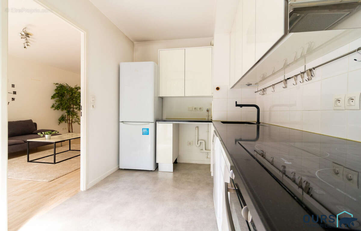 Appartement 69 m² à Saint-Denis  - photo 4