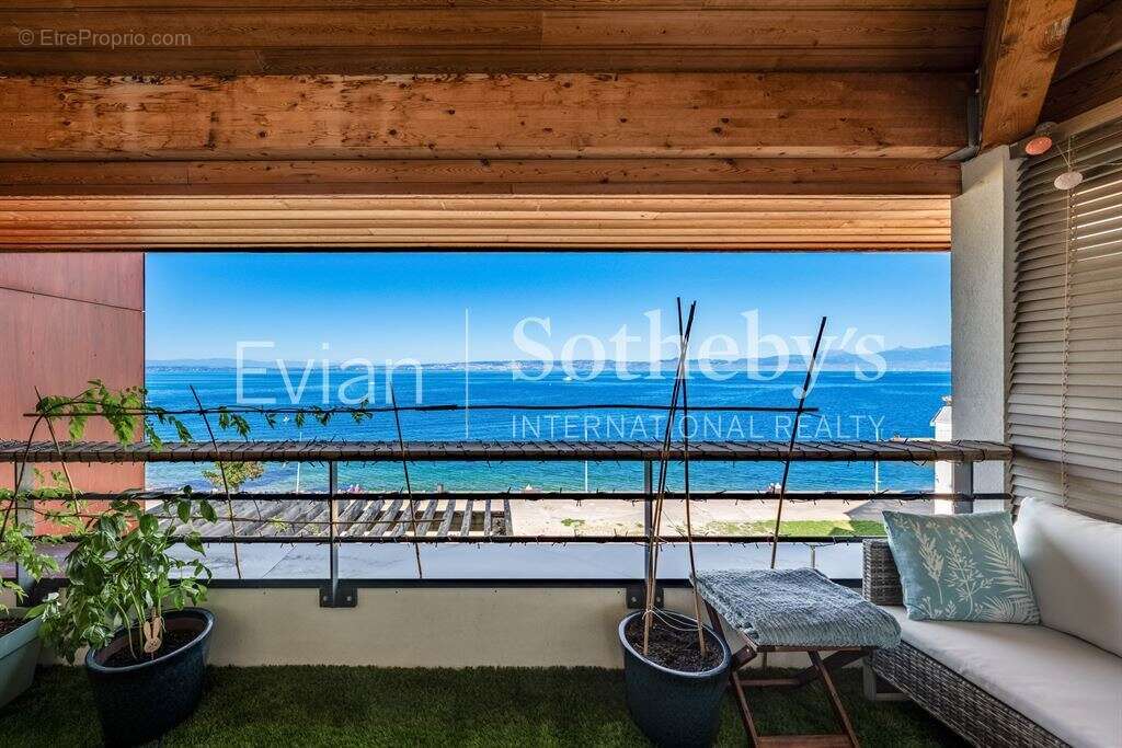 Appartement à EVIAN-LES-BAINS