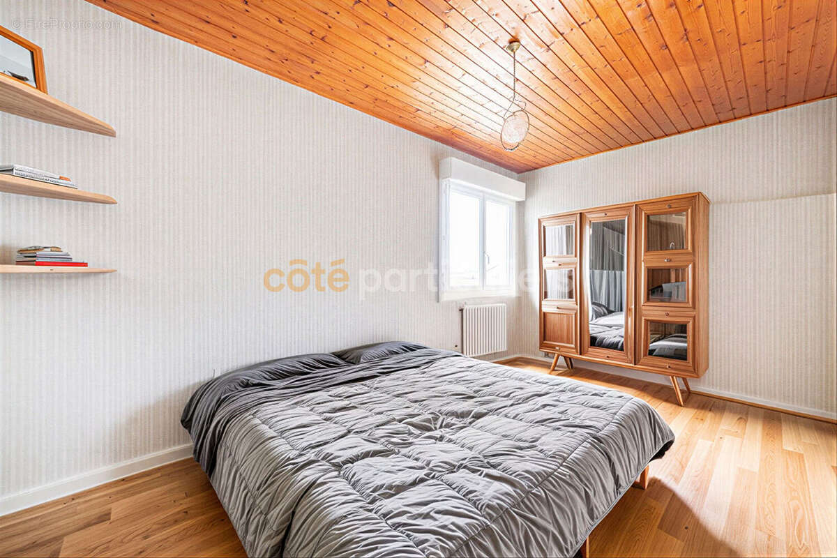 Le poire-sur-vie -- beignon-basset -- maison -- 4 chambres -- 117 m2 -- calme -- potentiel - photo 9