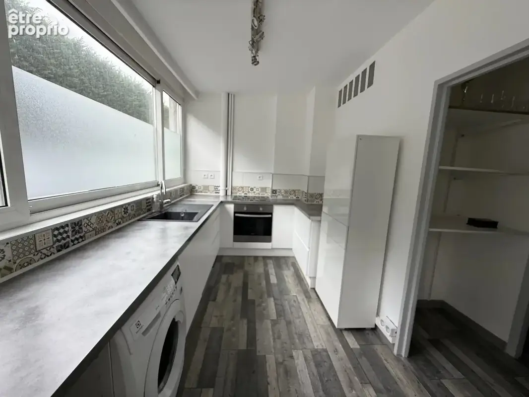 Appartement t3 transformé en t4 avec balcon est garage - photo 5