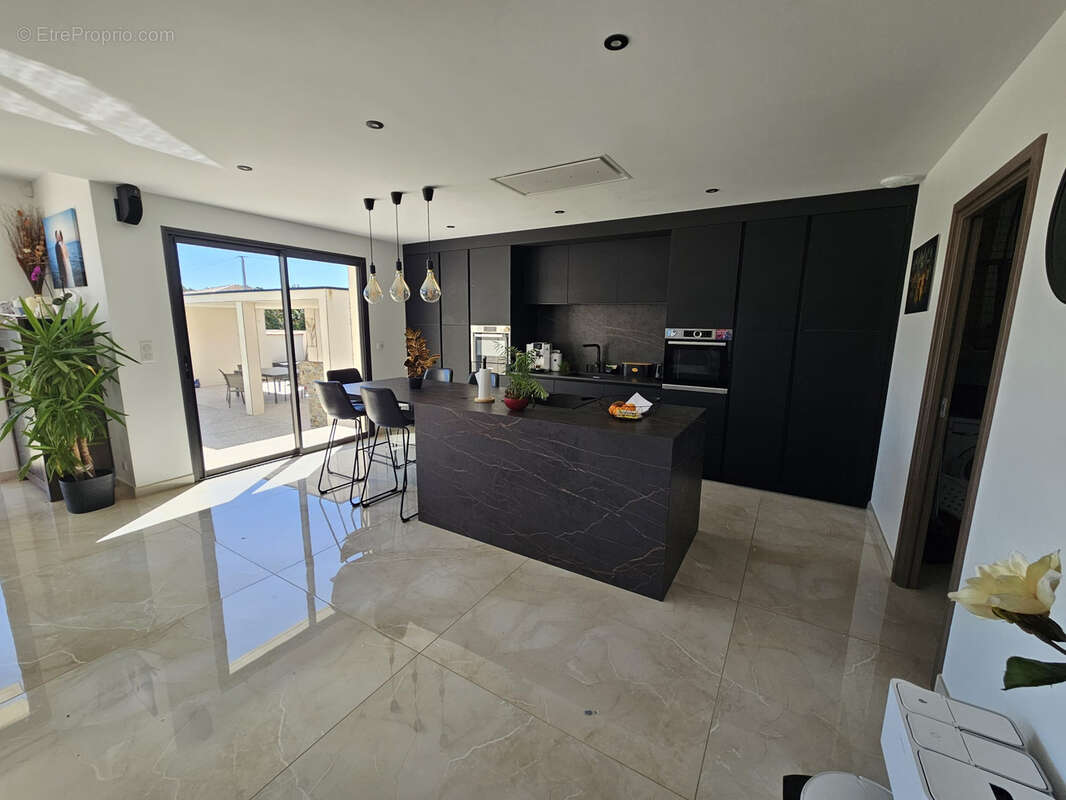 Maison à SAINT-DREZERY