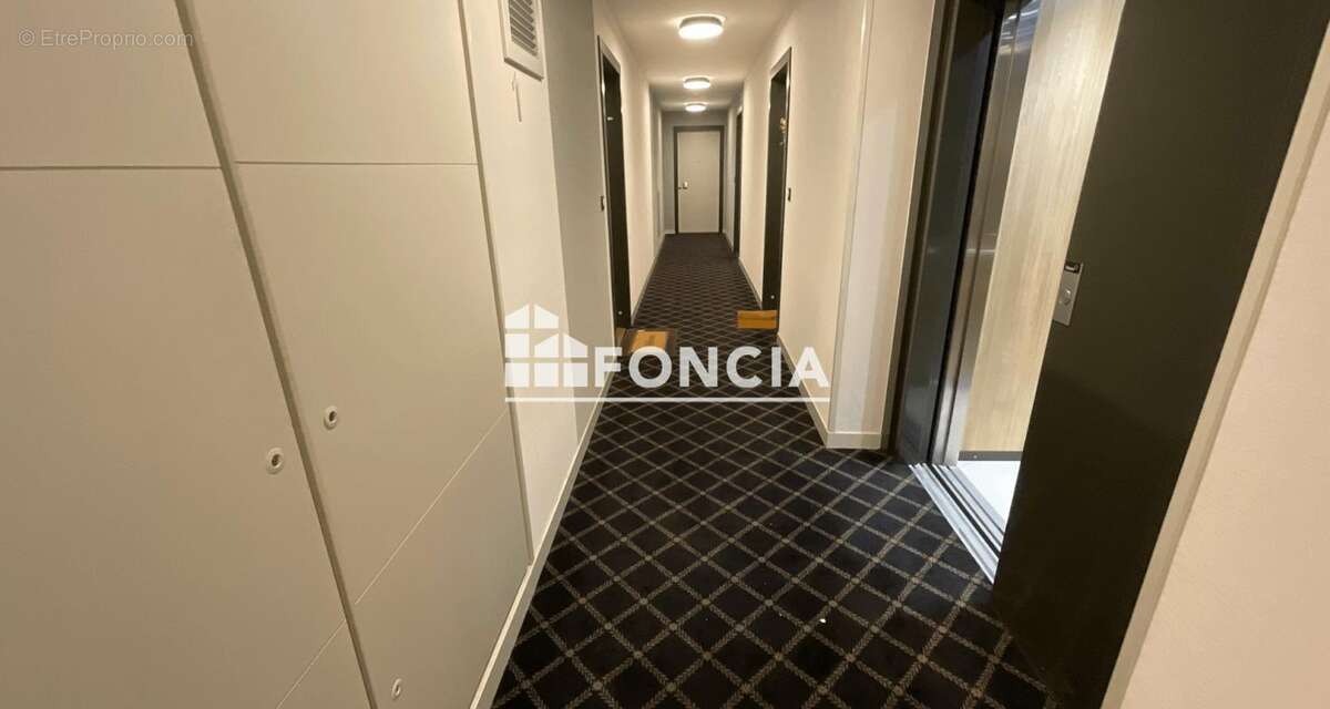 Appartement à LE BLANC-MESNIL