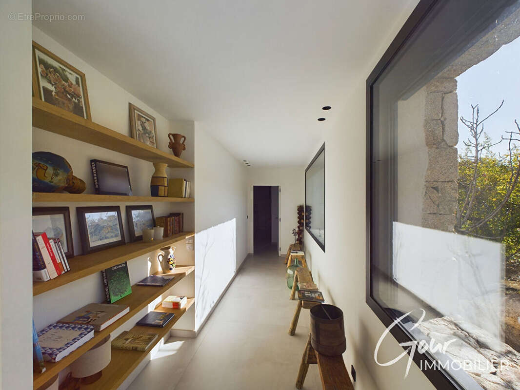 Villa d'exception avec vue  mer Santa Manza  Bonifacio - photo 10