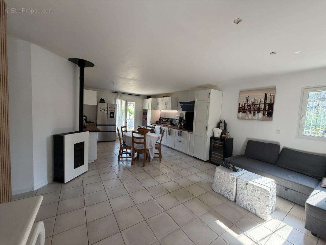 Villa Entrechaux 5 pièce(s) 107.79 m2 - photo 4
