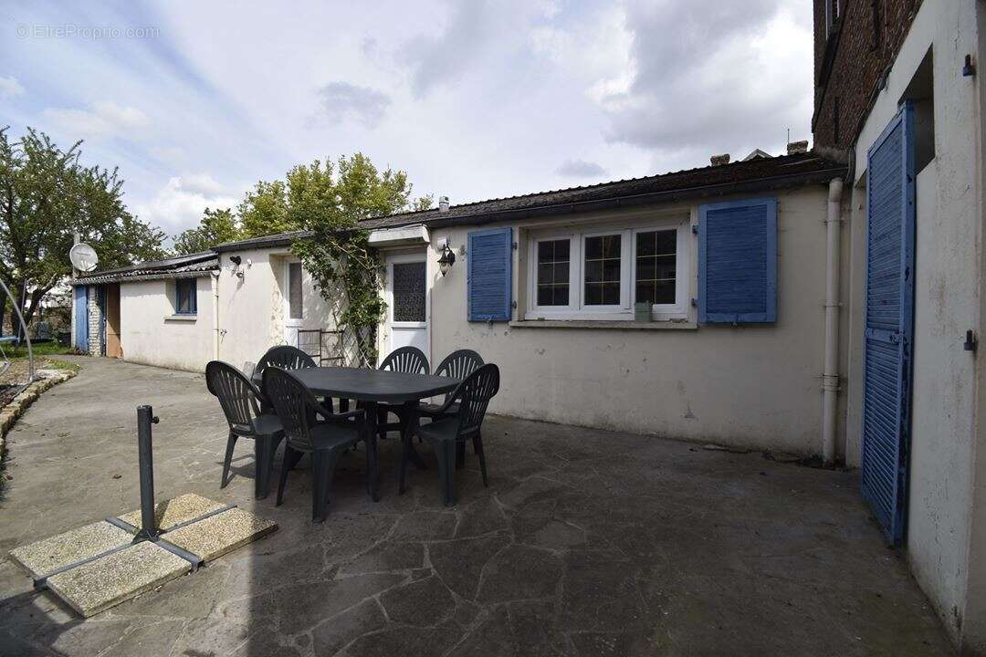 Maison à BEAUVOIS-EN-CAMBRESIS