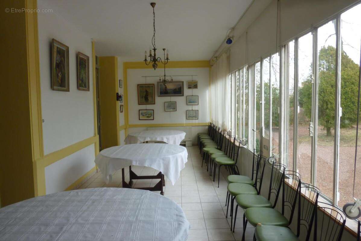 Maison 535 m² à Cambrai  - photo 4