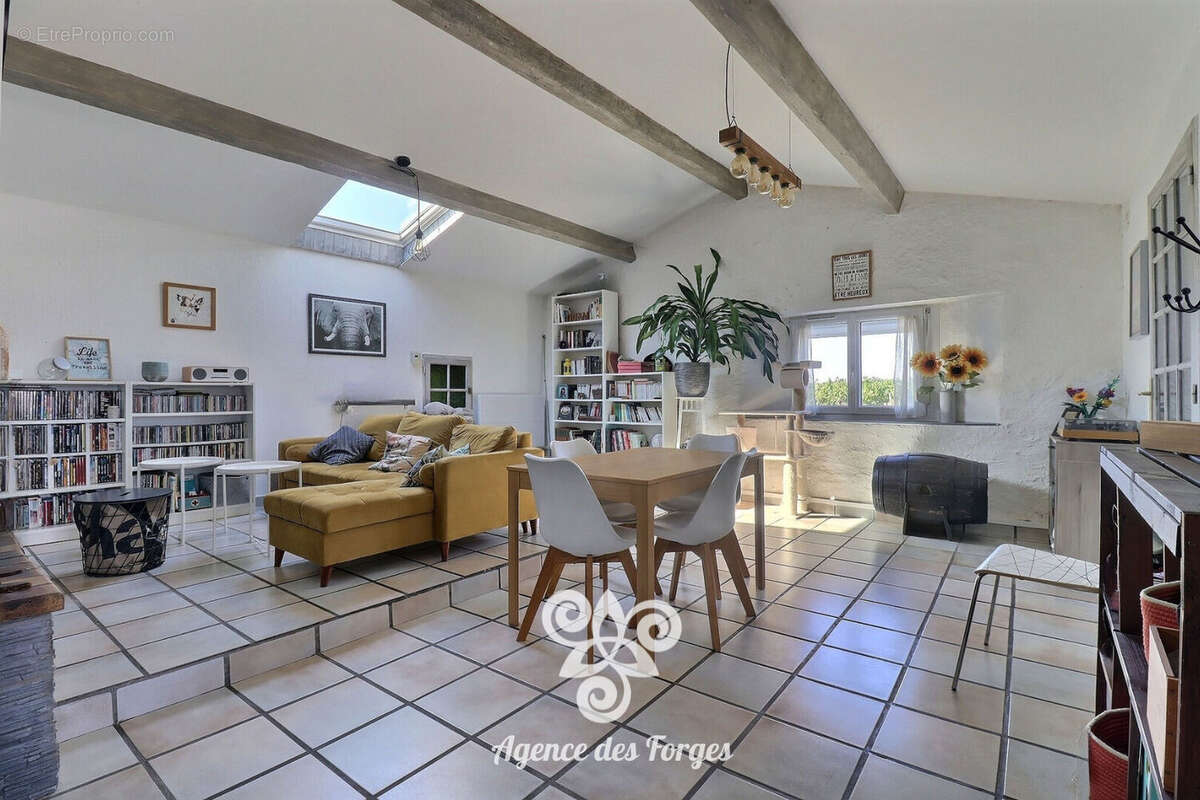 Maison à MAISDON-SUR-SEVRE