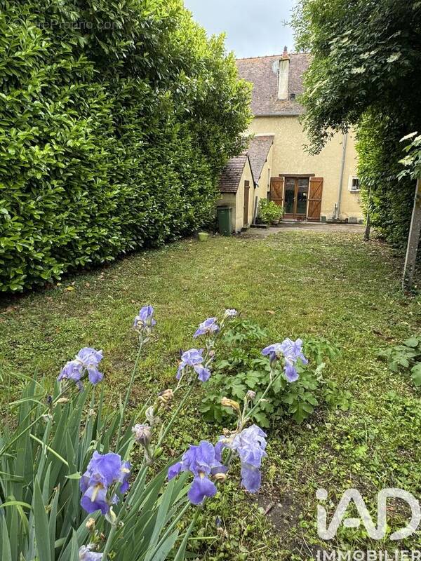 Photo 1 - Maison à SAINT-PIERRE-LE-MOUTIER