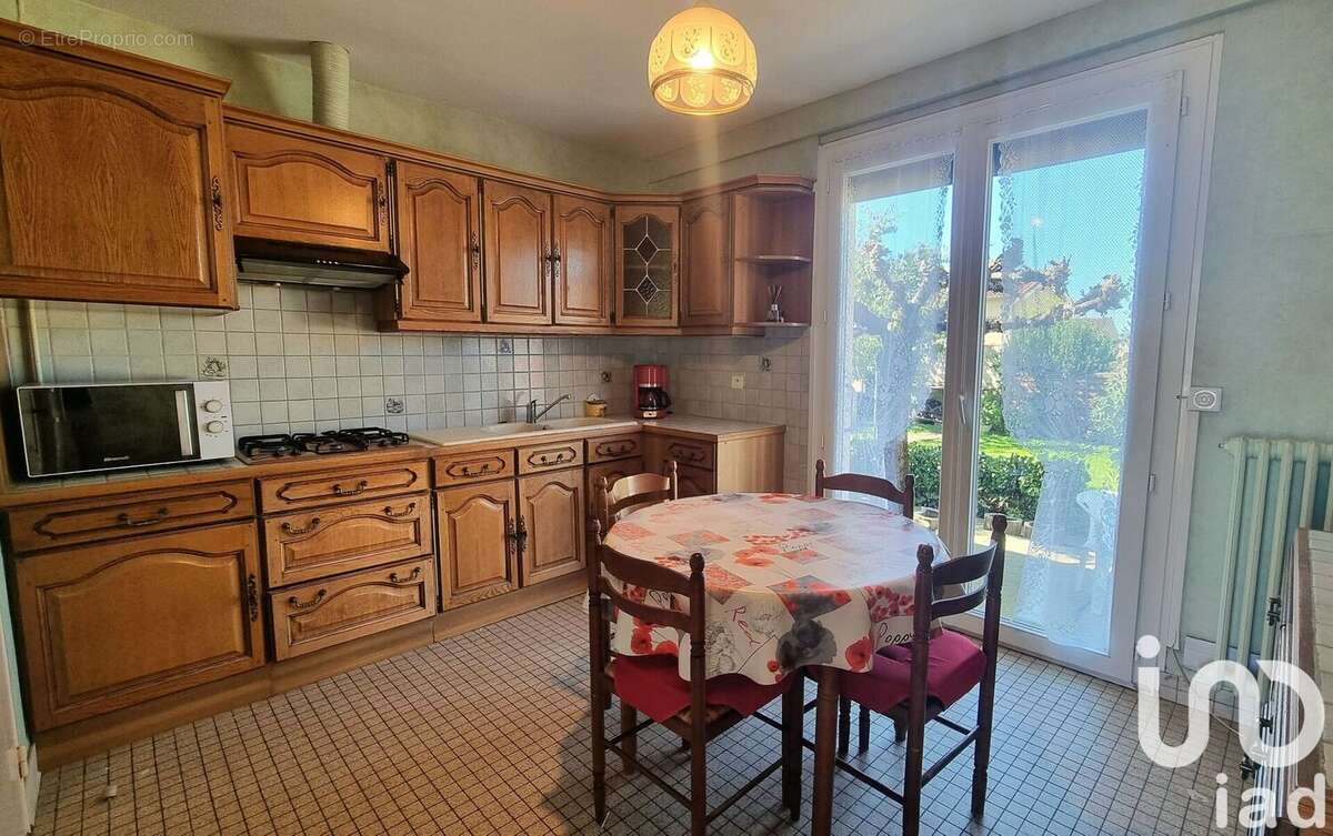 Maison 81 m² à Saint-Juery  - photo 9