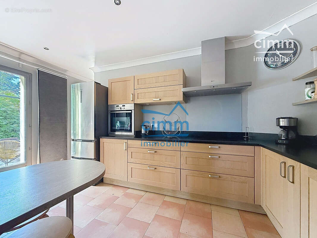 Maison 125 m² à Mazan  - photo 9
