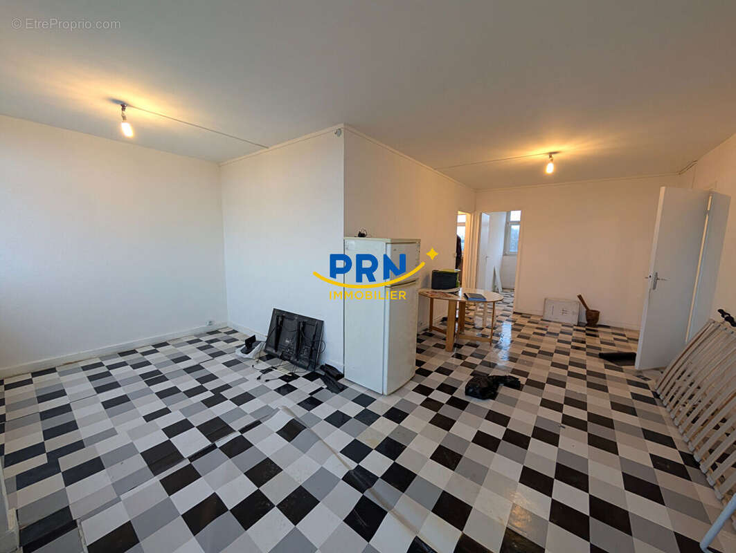 Appartement /Evry Courcouronnes /4 pièces - photo 2