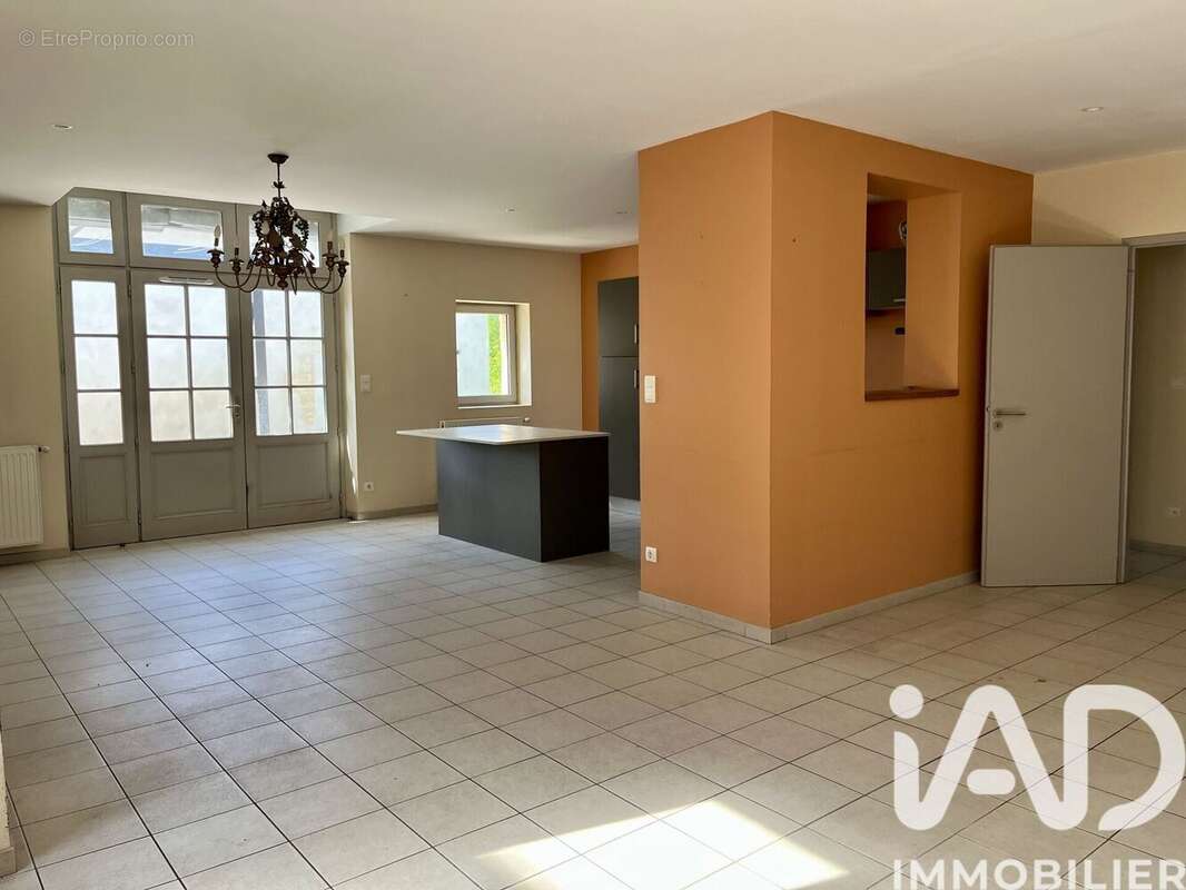Photo 4 - Maison à SAINT-PIERRE-D'AURILLAC