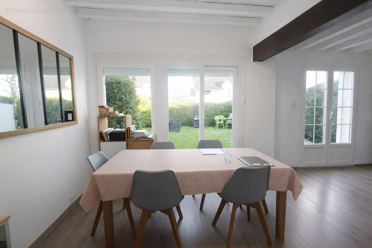 Maison à OZOIR-LA-FERRIERE