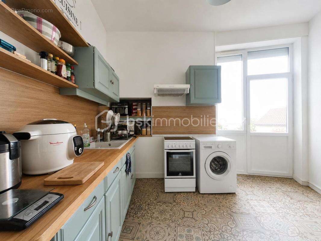 Appartement à MONTMIRAIL