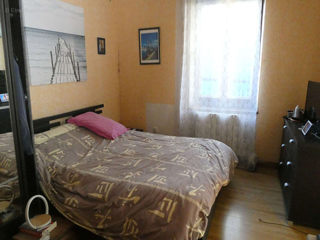 Maison à FROSSAY