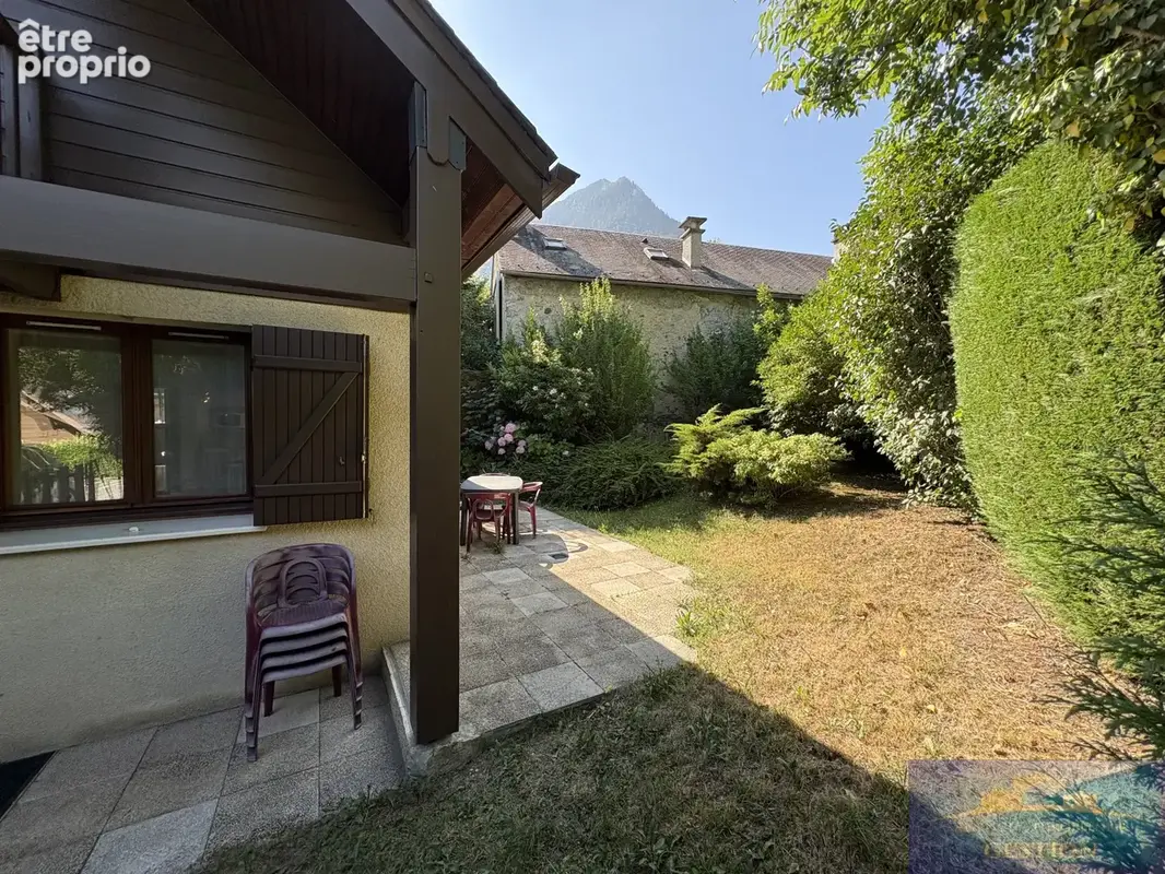 Maison de montagne style chalet avec extérieur privatif et place de parking à Cauterets - photo 8