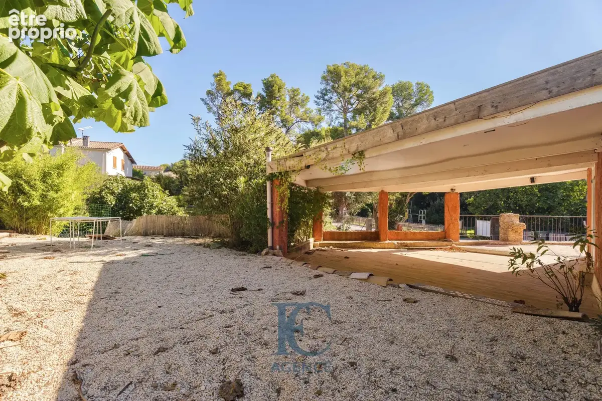 Maison avec local professionnel de 125 m2 au Port d'Alon - photo 8