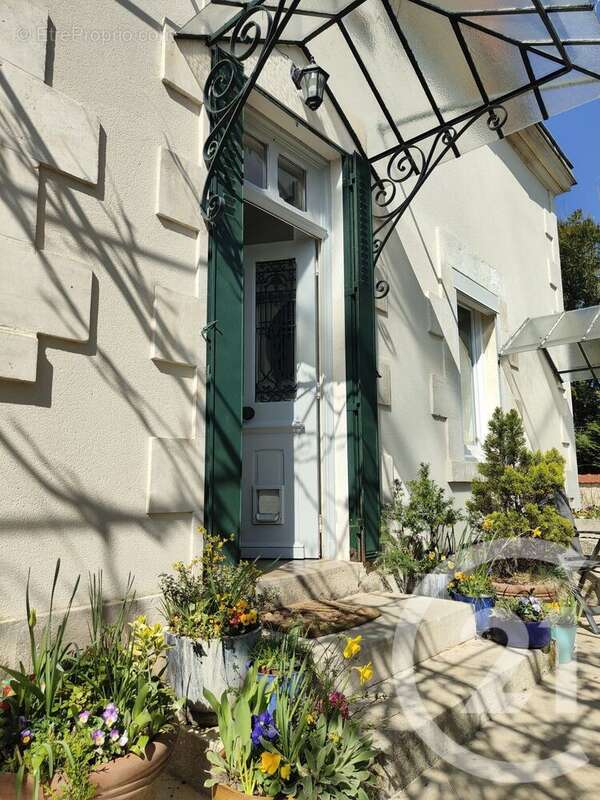 Maison à COSNE-COURS-SUR-LOIRE