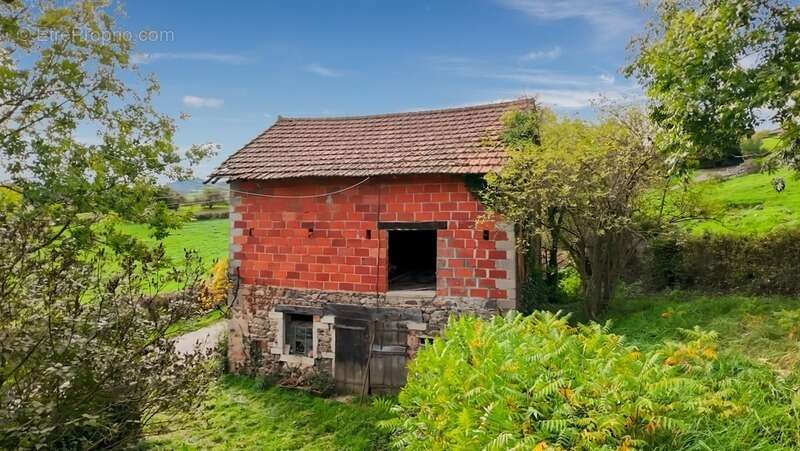 Maison à SAINT-PIERRE-LE-VIEUX